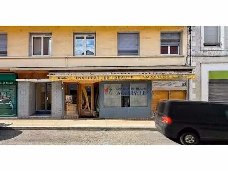 local commercial à vendre