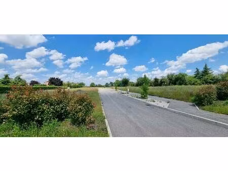 terrain constructible viabilisé à vendre