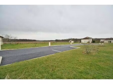 terrain constructible à vendre