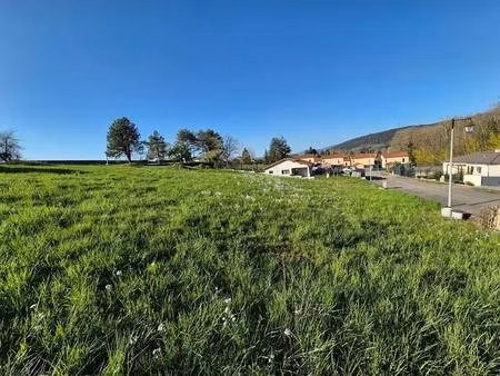 terrain constructible viabilisé à vendre