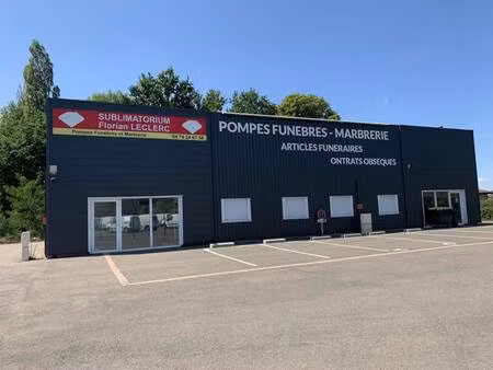 local d'activités à vendre