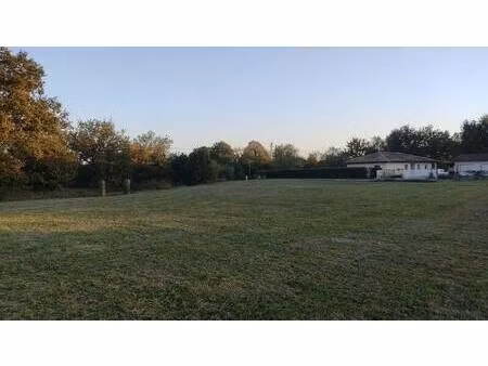 terrain constructible viabilisé à vendre