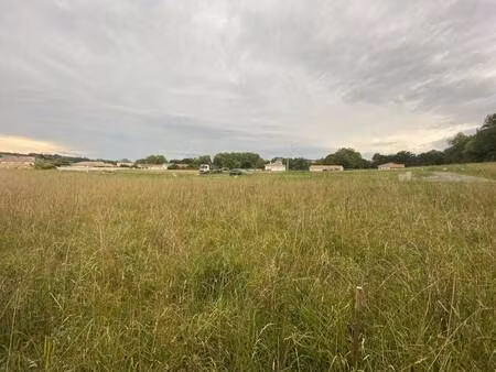 terrain constructible viabilisé à vendre