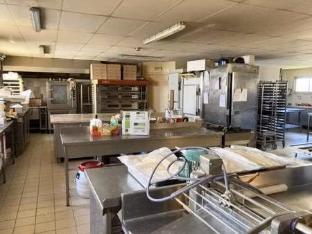 local d'activités à vendre