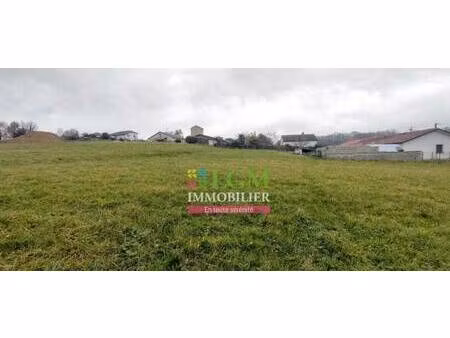 terrain constructible viabilisé à vendre