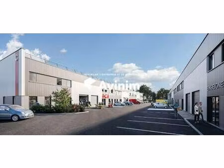 local d'activités à vendre