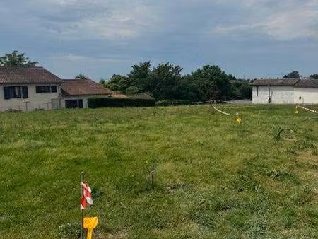 terrain constructible viabilisé à vendre