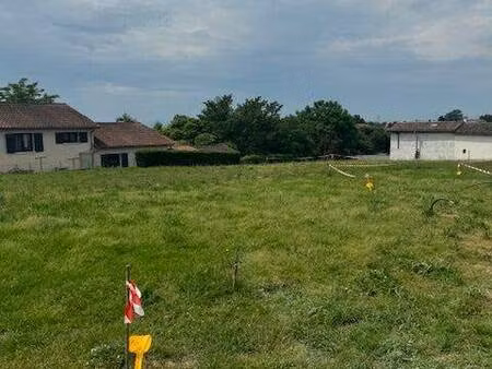 terrain constructible viabilisé à vendre