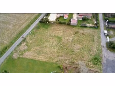 terrain à vendre