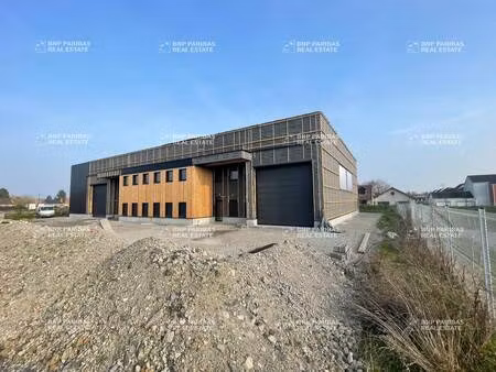 local d'activités à louer