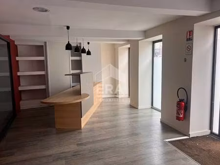 local commercial à vendre