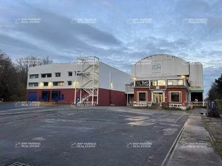 local d'activités à vendre