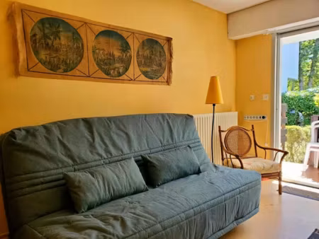 location meublée appartement 1 pièce 24 m² à royan (17200)  500 €