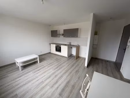 location meublée appartement 2 pièces 38.07 m² à garges-les-gonesse (95140)  890 €