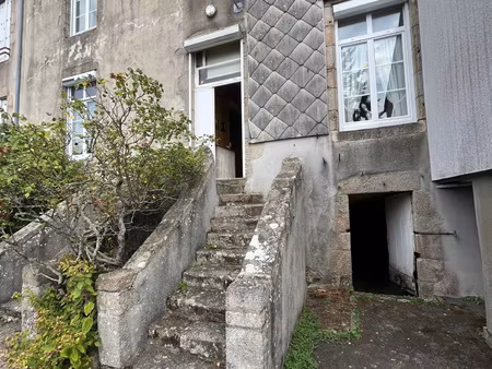 maison de caractère en plein centre de mauléon
