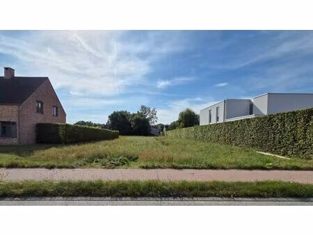 bouwgrond 14 are open bebouwing mogelijkheid bijgebouw 75m²