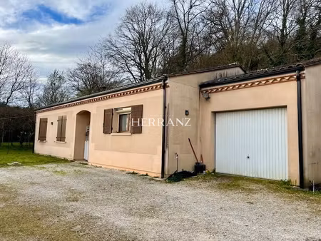 maison de plain-pied avec garage -