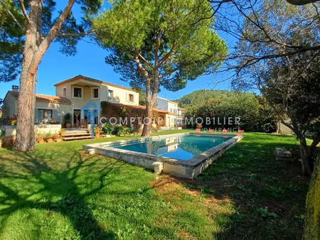 propriete 6pièce(s) 4chambre(s) 145 m² boulbon (13150)