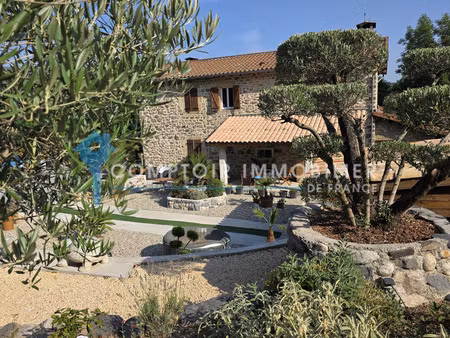 maison/villa de standing à jaujac