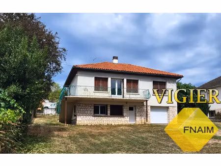 vente maison 4 pièces 99.38 m² à figeac (46100)  131 500 €