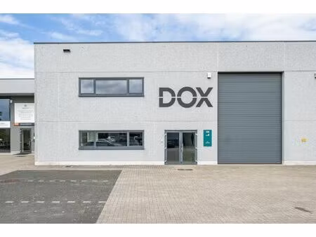 te huur magazijn + kantoor