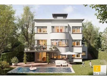 te renoveren villa  bouwvergunning in aanvraag  nabij casino