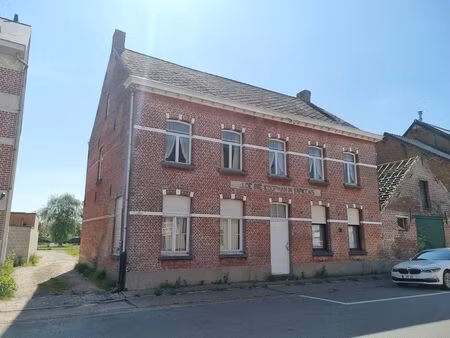 vergund project: 4 woningen met achterliggende staanplaatsen