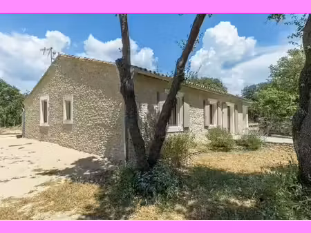 maison de luxe de 120 m2 en location bonnieux  provence-alpes-côte d'azur