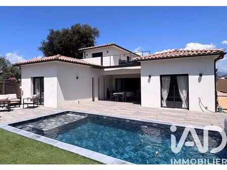 vente maison 8 pièces 207 m² albitreccia (20166)