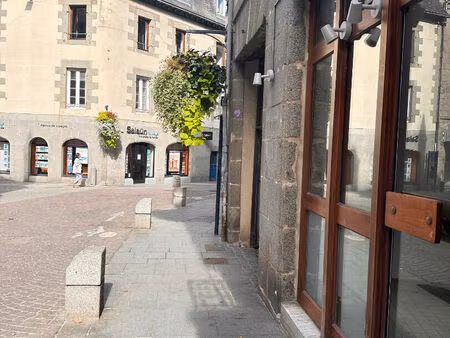 local professionnel  centre cathédrale