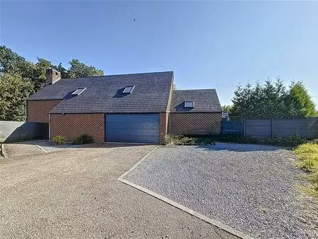 superbe propriete avec prairies