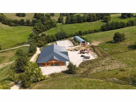 vente propriété 3 pièces 95 m² à soulce-cernay (25190)  997 500 €