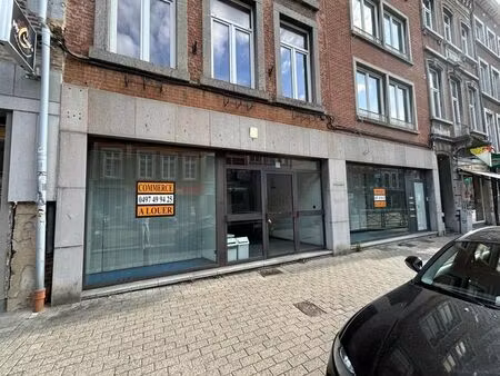 surface de 300m² au coeur de namur