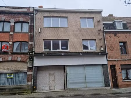 comines : immeuble de rapport avec fort potentiel