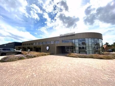 stijlvolle kantoorruimte 300+m² met 16 autostaanplaatsen ...