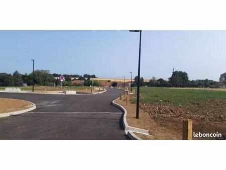 terrain 414 m² etampes