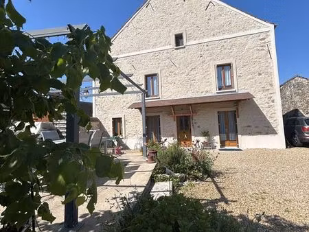 maison 6 pièces 143 m²