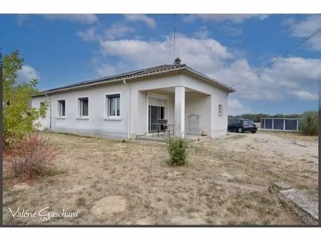 maison de plain-pied de 3 chambres en campagne
