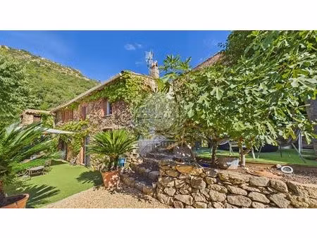 vente maison 5 pièces 135 m² le plan-de-la-tour (83120)