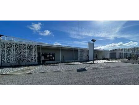 local commercial à louer