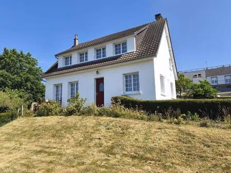 vente maison à domfront-en-poiraie (61700) : à vendre / 115m² domfront-en-poiraie