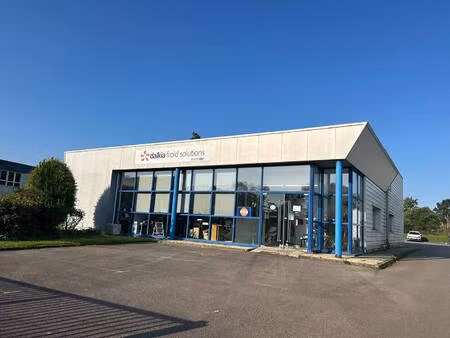 local d'activités à vendre