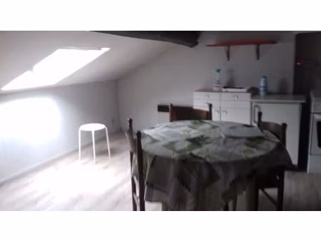 location meublée appartement 2 pièces 35 m² à venissieux (69200)  600 €