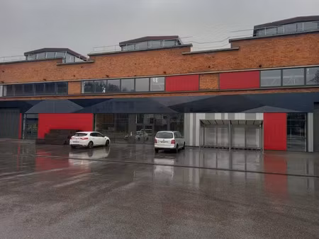 à louer : local d'activité de 5000 m² à sochaux