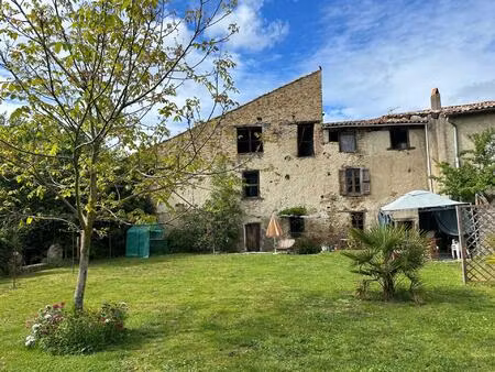 maison 4 chambres + dépendances au coeur de léran