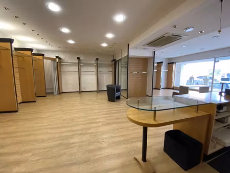 location locaux professionnels 97 m² à creutzwald (57150)  950 €