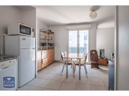 appartement à vendre 3 pièces 58 m² - décines-charpieu (69) - 180 000€