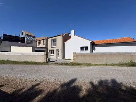 vente bureaux et commerces à la plaine-sur-mer (44770) : à vendre / la plaine-sur-mer