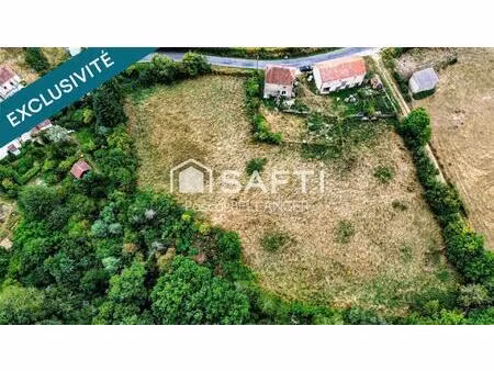 découvrez cette charmante maison de 4 pièces située à échassières  offrant une surface hab