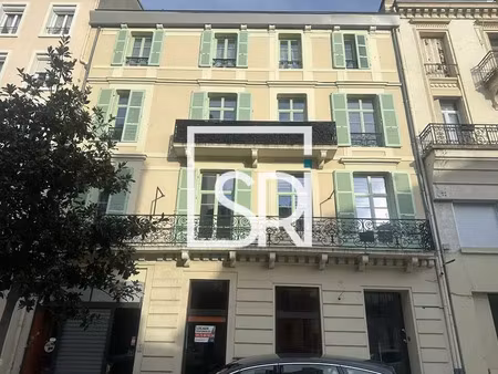 local commercial a louer